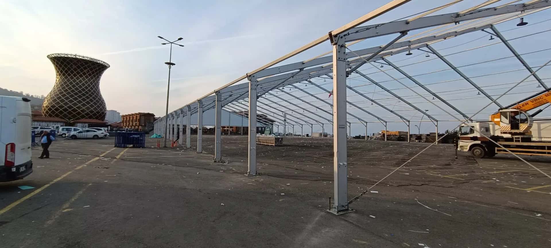 Concert tent solution for outdoor events