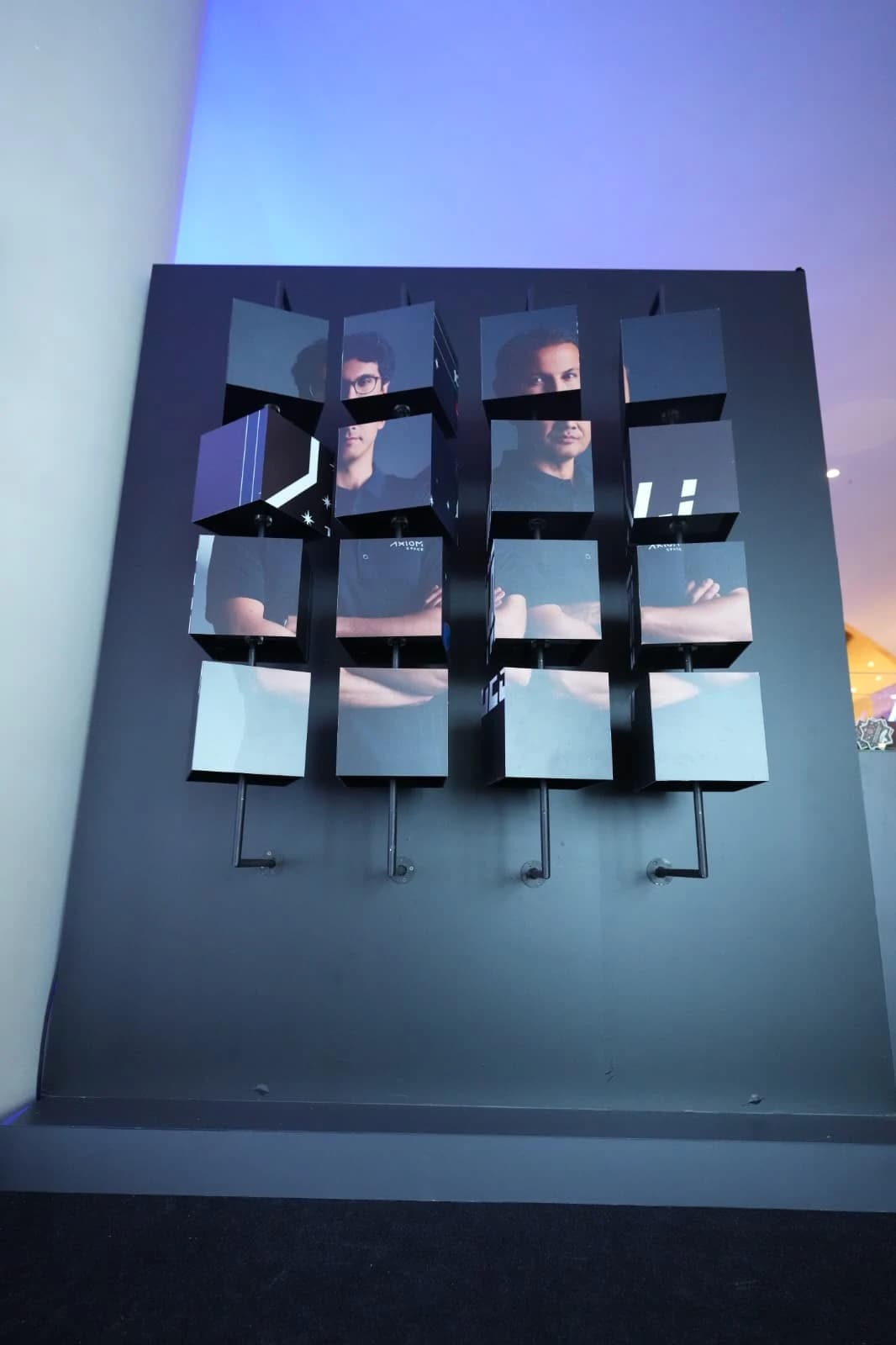 Kurumsal LED dijital enstalasyon – immersive etkinlik ve AR teknoloji tasarımı