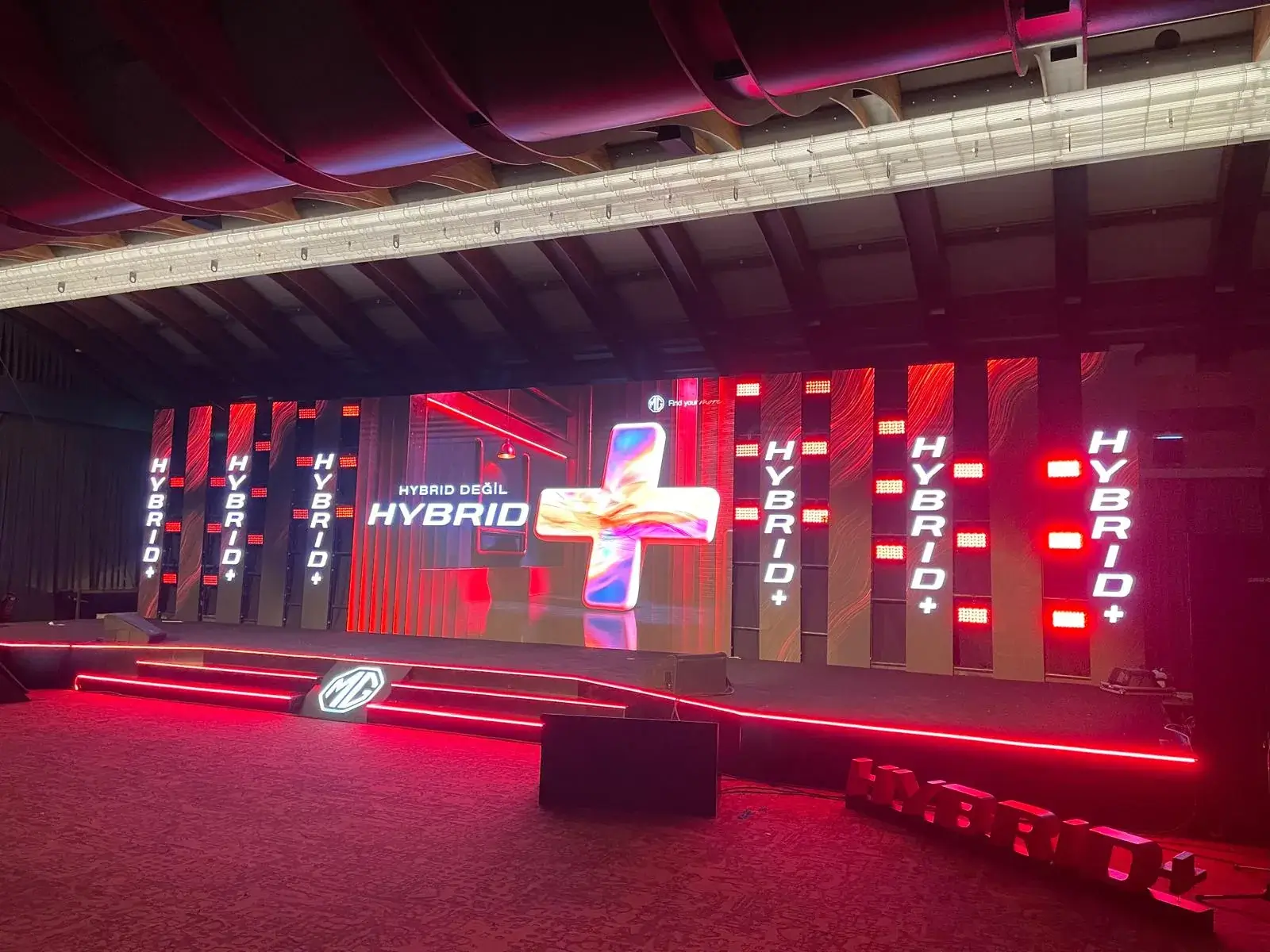 Hybrid product launch LED wall stage design