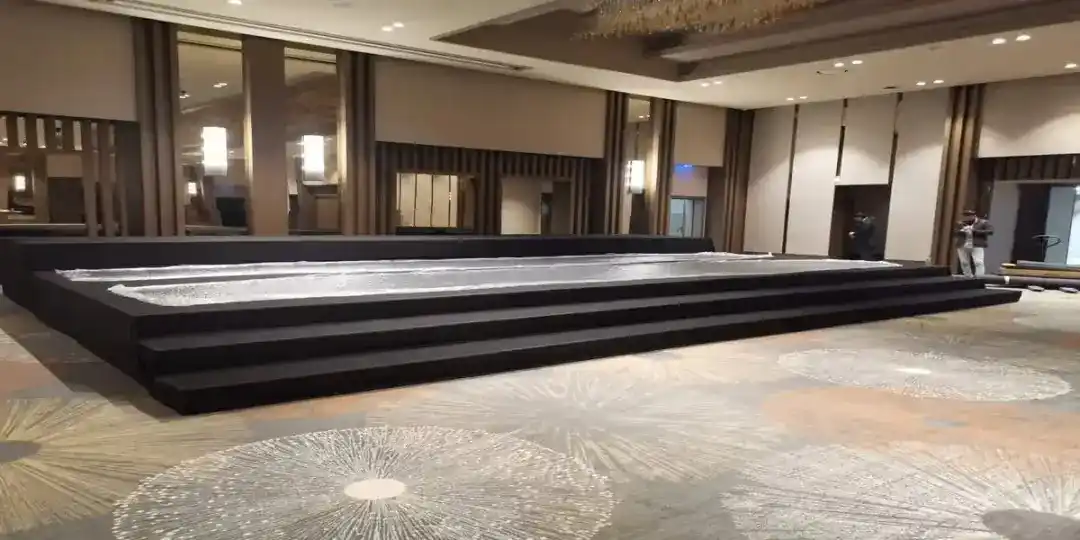 Sahneva podium rental – professional modular stage platforms