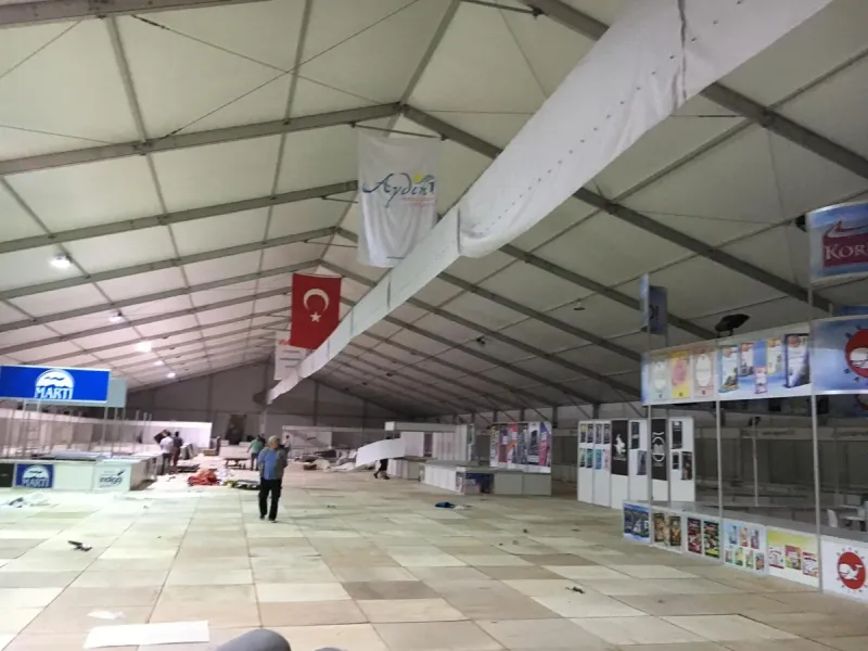 Çadır montaj detayı profesyonel kurulum