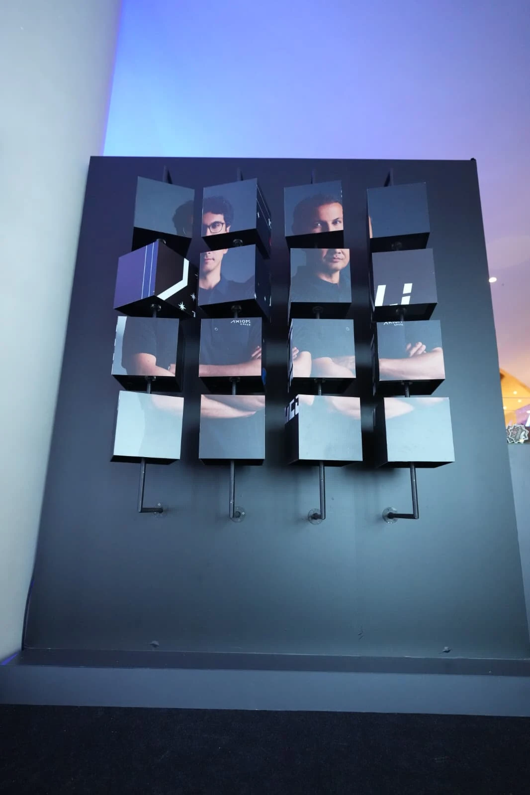 Corporate LED digital installation – immersive event and AR technology design