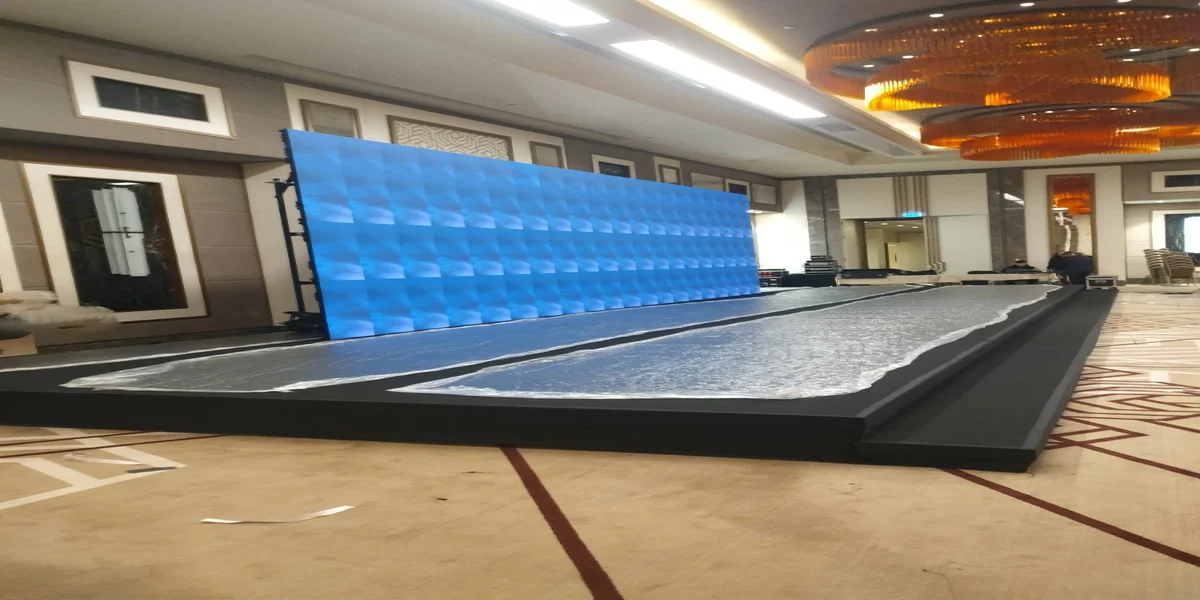 Profesyonel podyum kurulum projesi - Sahneva