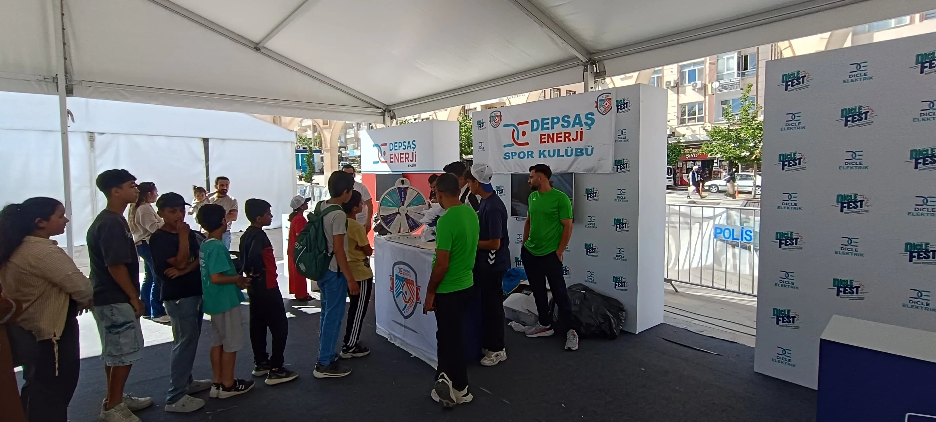 DicleFest Şanlıurfa Etkinlik Çadırı Katılımcı Alanı DicleFest Şanlıurfa etkinlik çadırı katılımcı alanı