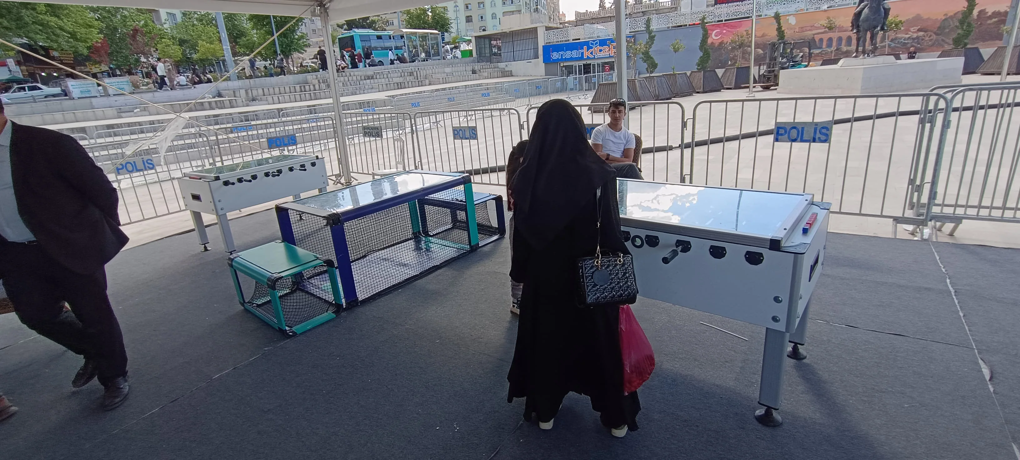 DicleFest Şanlıurfa Langırt Aktivite Alanı DicleFest Şanlıurfa langırt oyun alanı ve aktivite bölümü