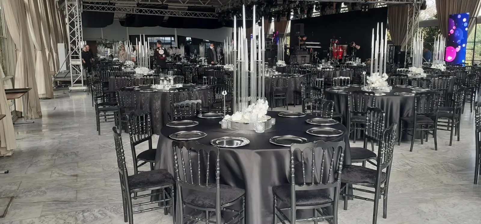 Outdoor event with durable table and chair installation